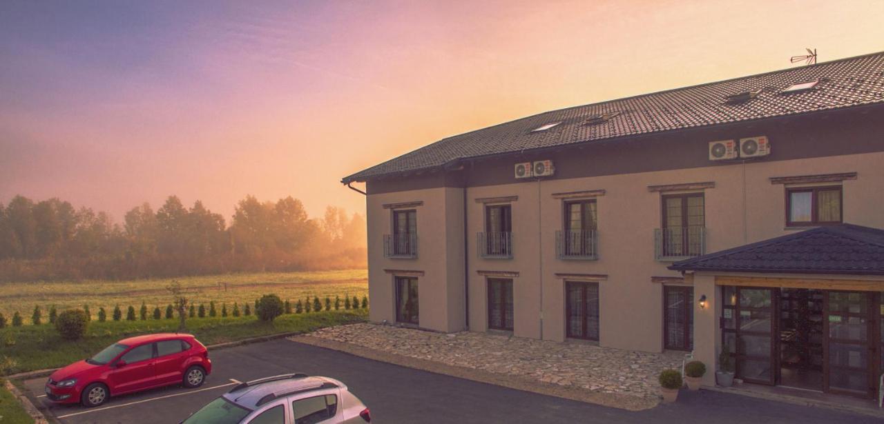 Resort Big House Plitvicka Jezera Licko Petrovo Selo Eksteriør bilde